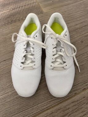 Nike cheer shoes- like new!  Originally paid $90